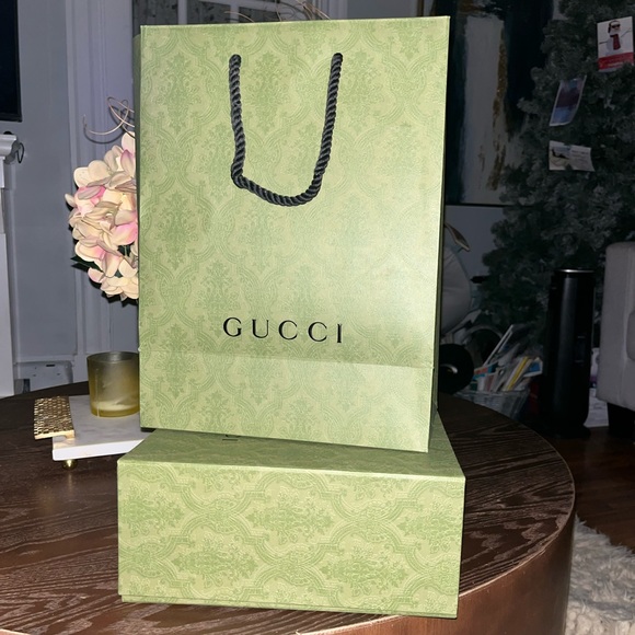 GUCCI GG marmot mini shoulder bag - Picture 2 of 5